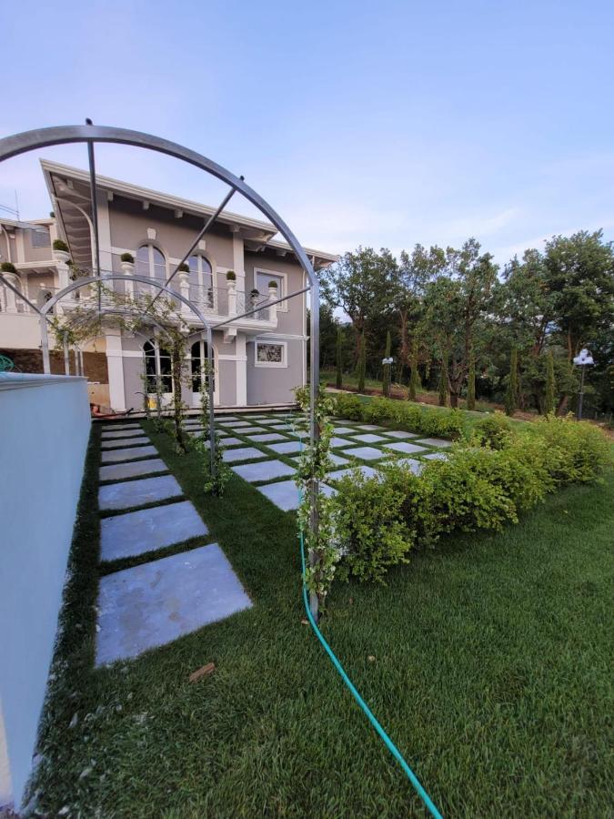 Tenuta Santo Stefano Azienda Agrituristica Santo Stefano del Sole Kültér fotó
