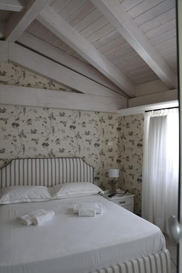 Tenuta Santo Stefano Azienda Agrituristica Santo Stefano del Sole Kültér fotó