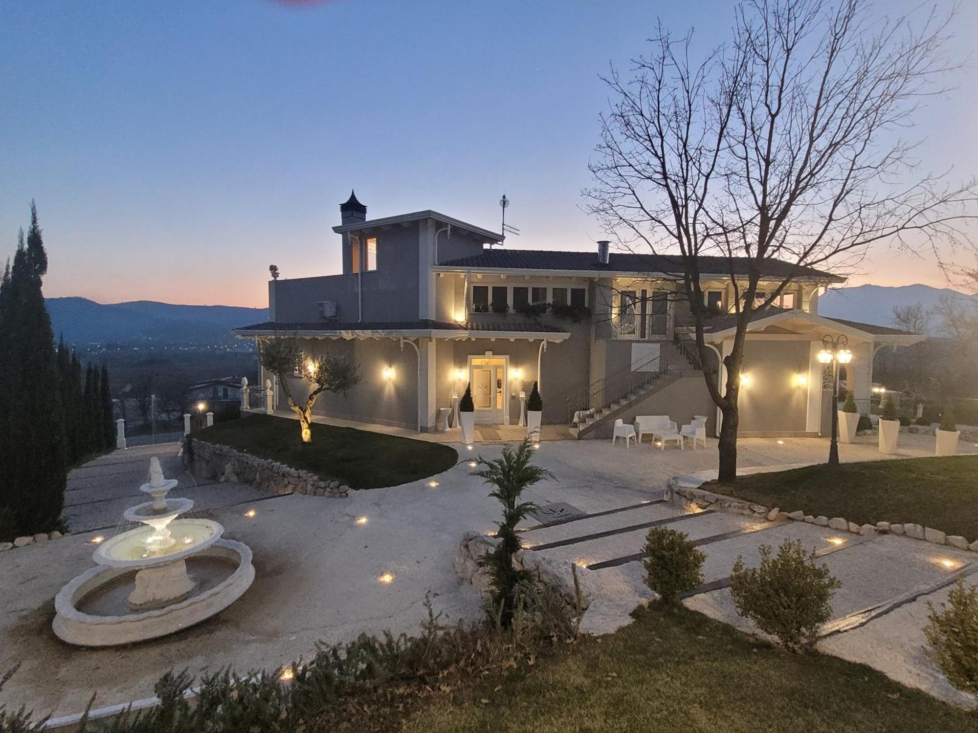 Tenuta Santo Stefano Azienda Agrituristica Santo Stefano del Sole Kültér fotó