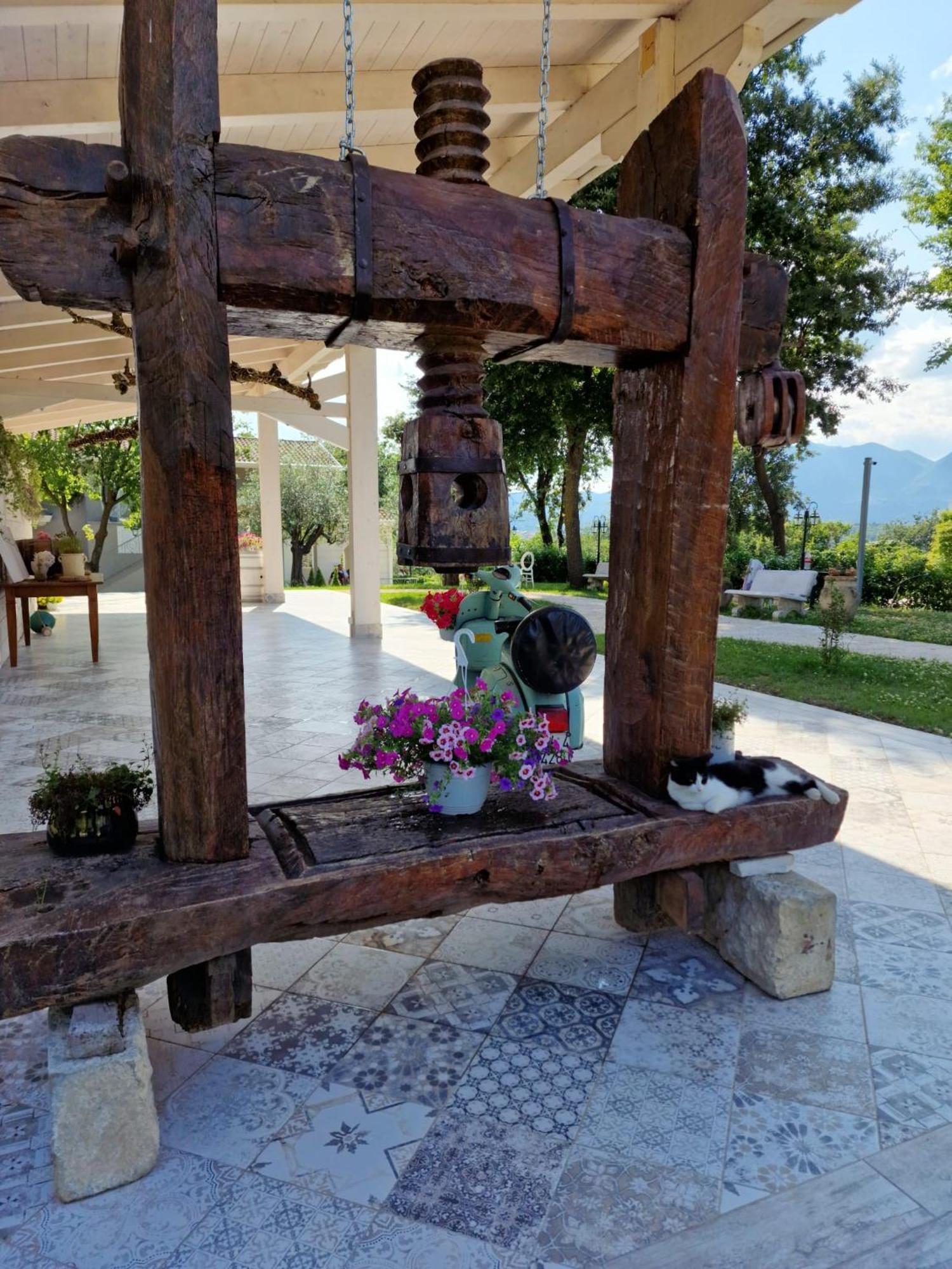 Tenuta Santo Stefano Azienda Agrituristica Santo Stefano del Sole Kültér fotó