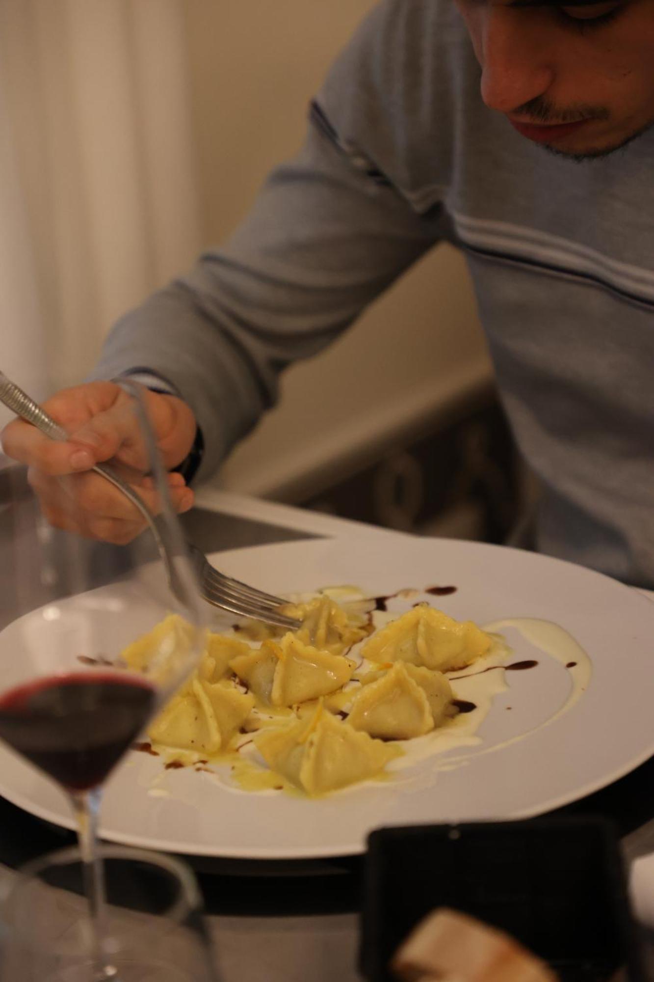 Tenuta Santo Stefano Azienda Agrituristica Santo Stefano del Sole Kültér fotó