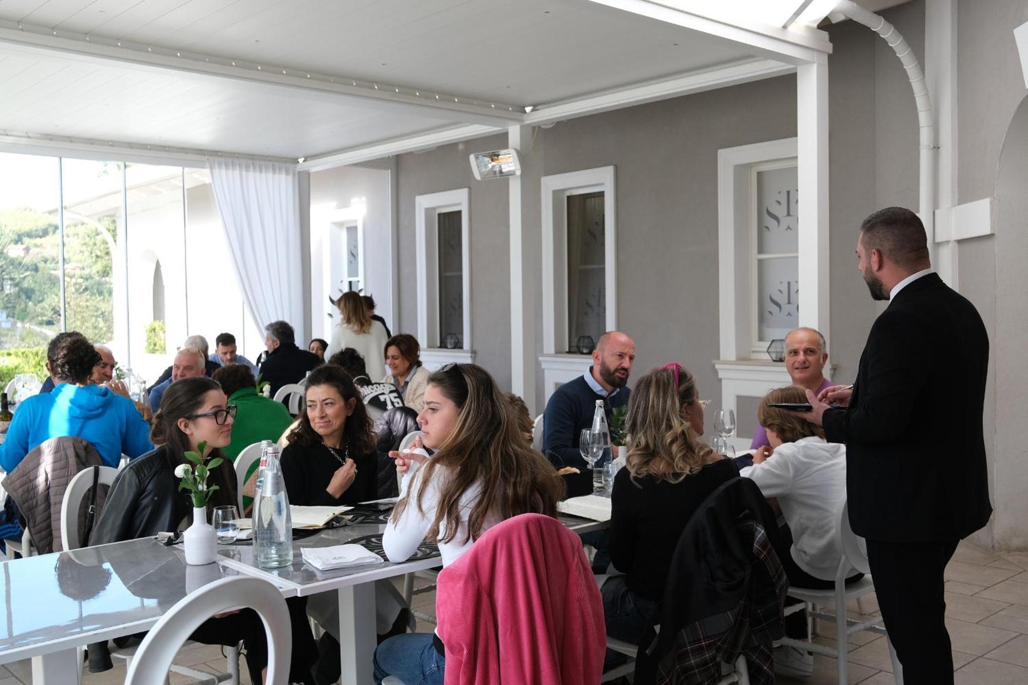 Tenuta Santo Stefano Azienda Agrituristica Santo Stefano del Sole Kültér fotó
