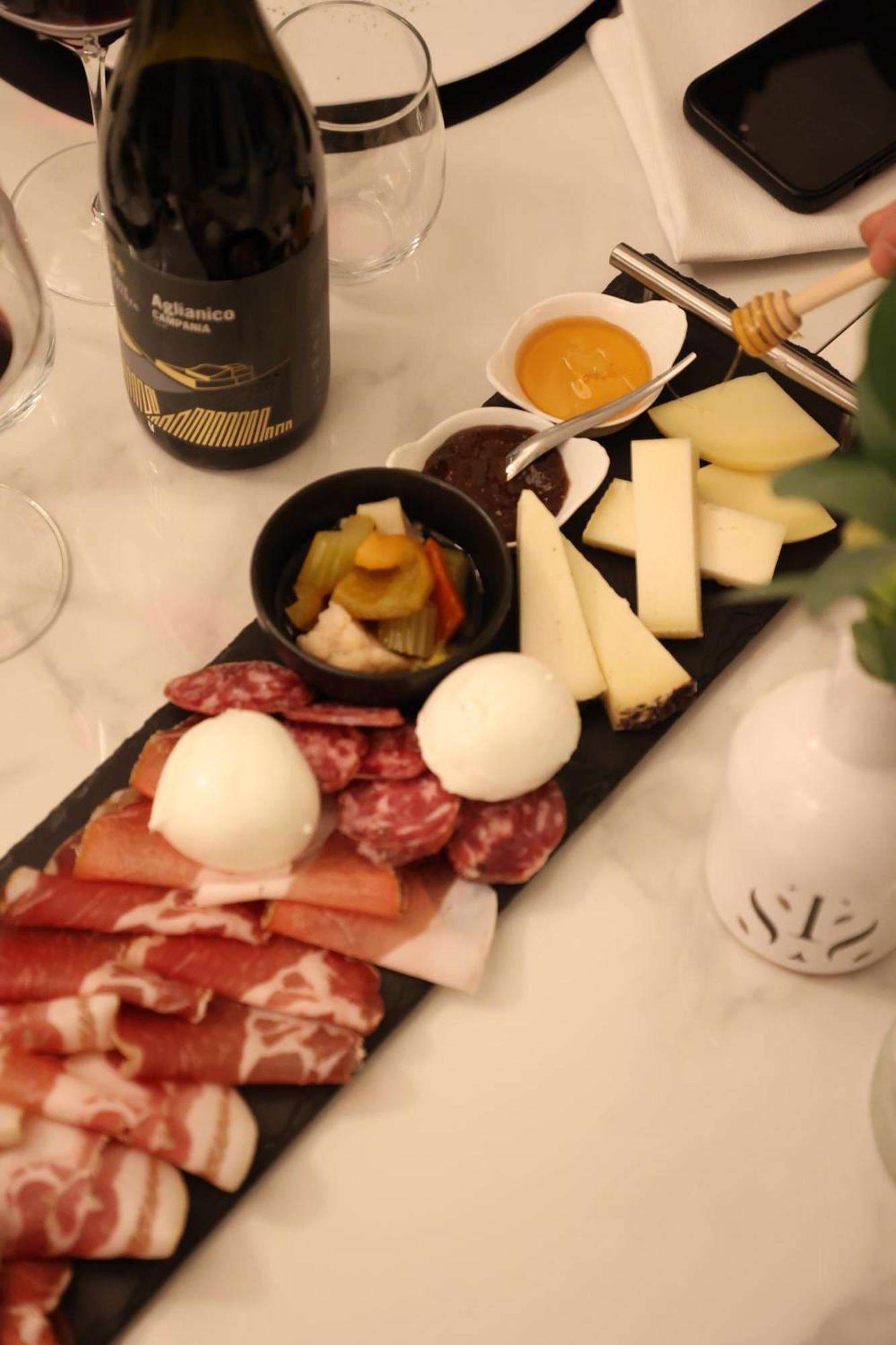 Tenuta Santo Stefano Azienda Agrituristica Santo Stefano del Sole Kültér fotó